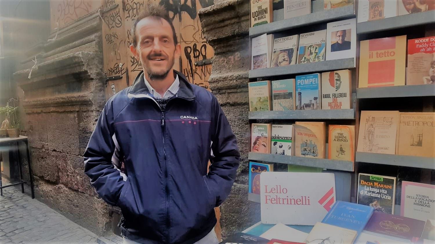 A Spaccanapoli trovi un tesoro: libri belli a 1 euro da Lello